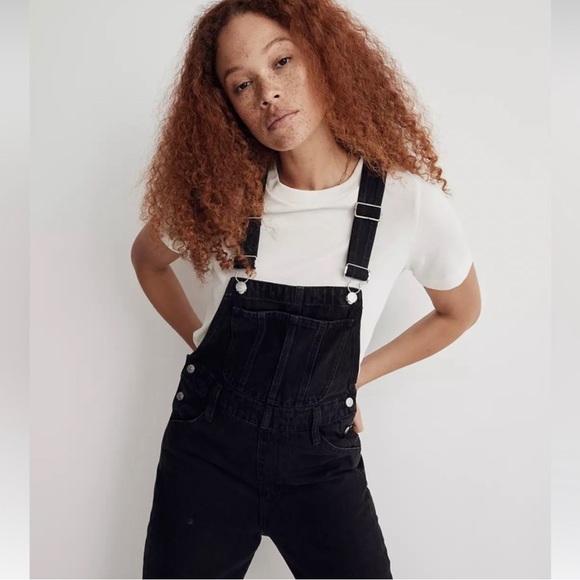 Madewell Denim Cross-back Overall Color: Black Size S - Picture 2 of 4